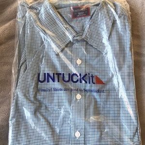 UNTUCKIt button down shirt